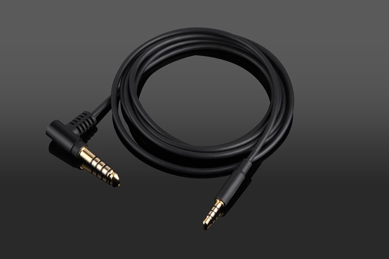 Sennheiser Headphone Momentum 4 - 4.4มม./2.5มม.ถึง2.5มม.BALANCED สายออดิโอสำหรับหูฟัง Sennheiser MOMENTUM 4หูฟังไร้สาย