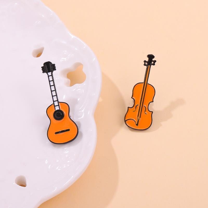 Pins Custom กีตาร์เบสเข็มกลัดเ - Musical Instruments Cartoon บทวิจารณ์และราคา